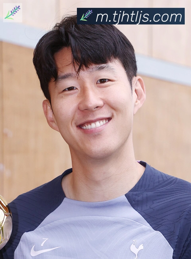 劳塔罗·马丁内斯